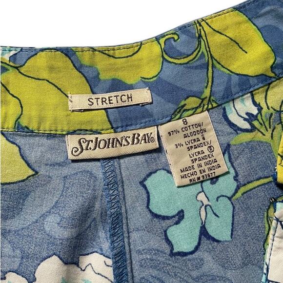 ST. JOHNS BAY Womens Skirt Size 8 Floral Stretch Knee Length Skirt Easy Wear - Picture 8 of 8